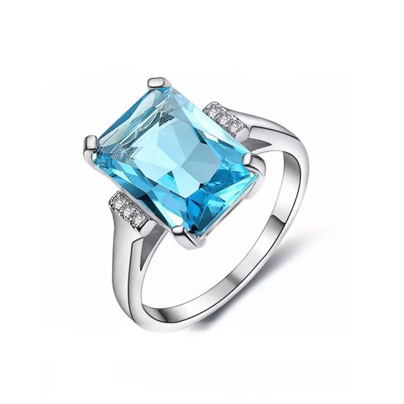 Gorgeous Stamped S925 Blue Aquamarine Ring - Picture 6 of 8